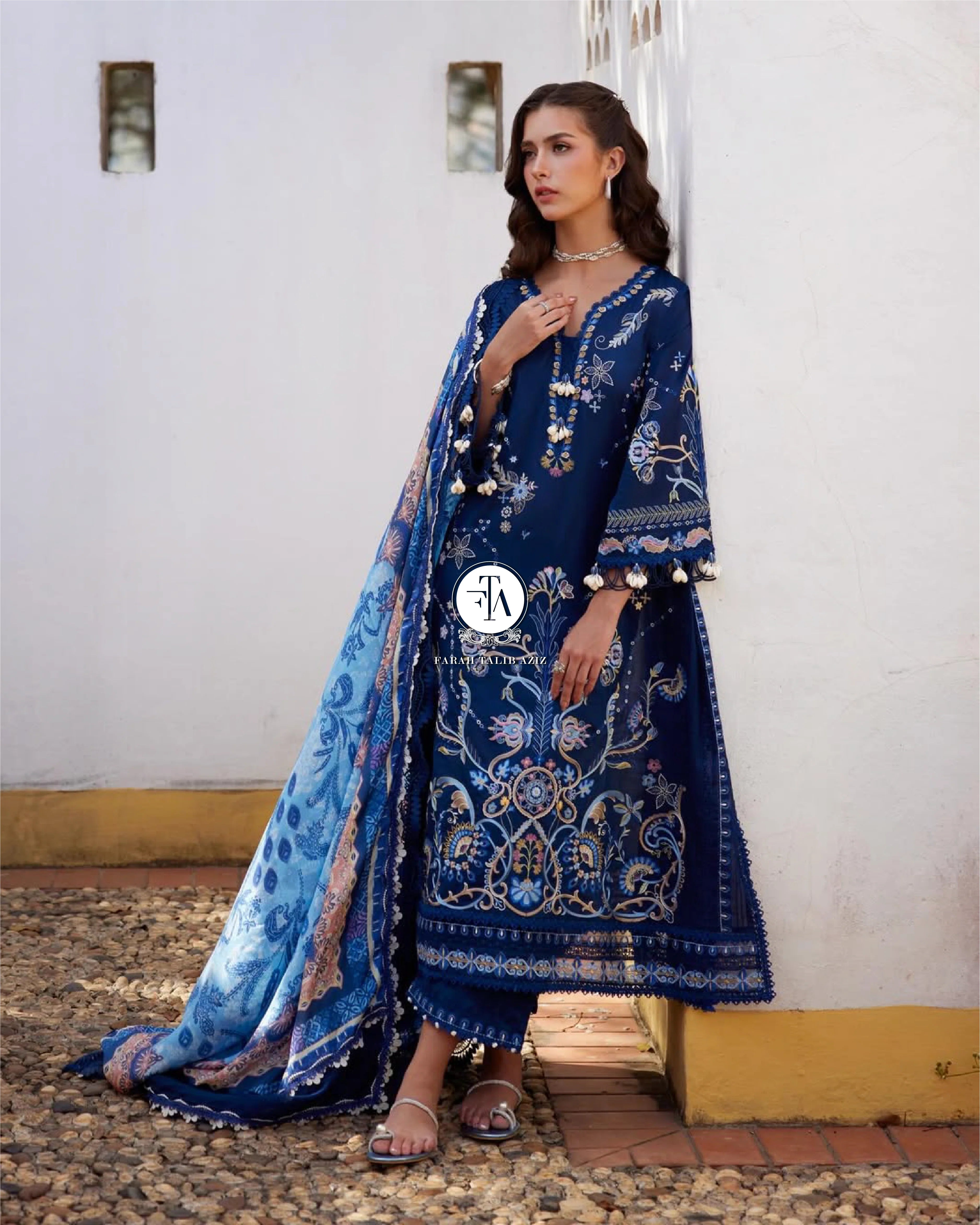 FARAH TALIB AZIZ LUXURY