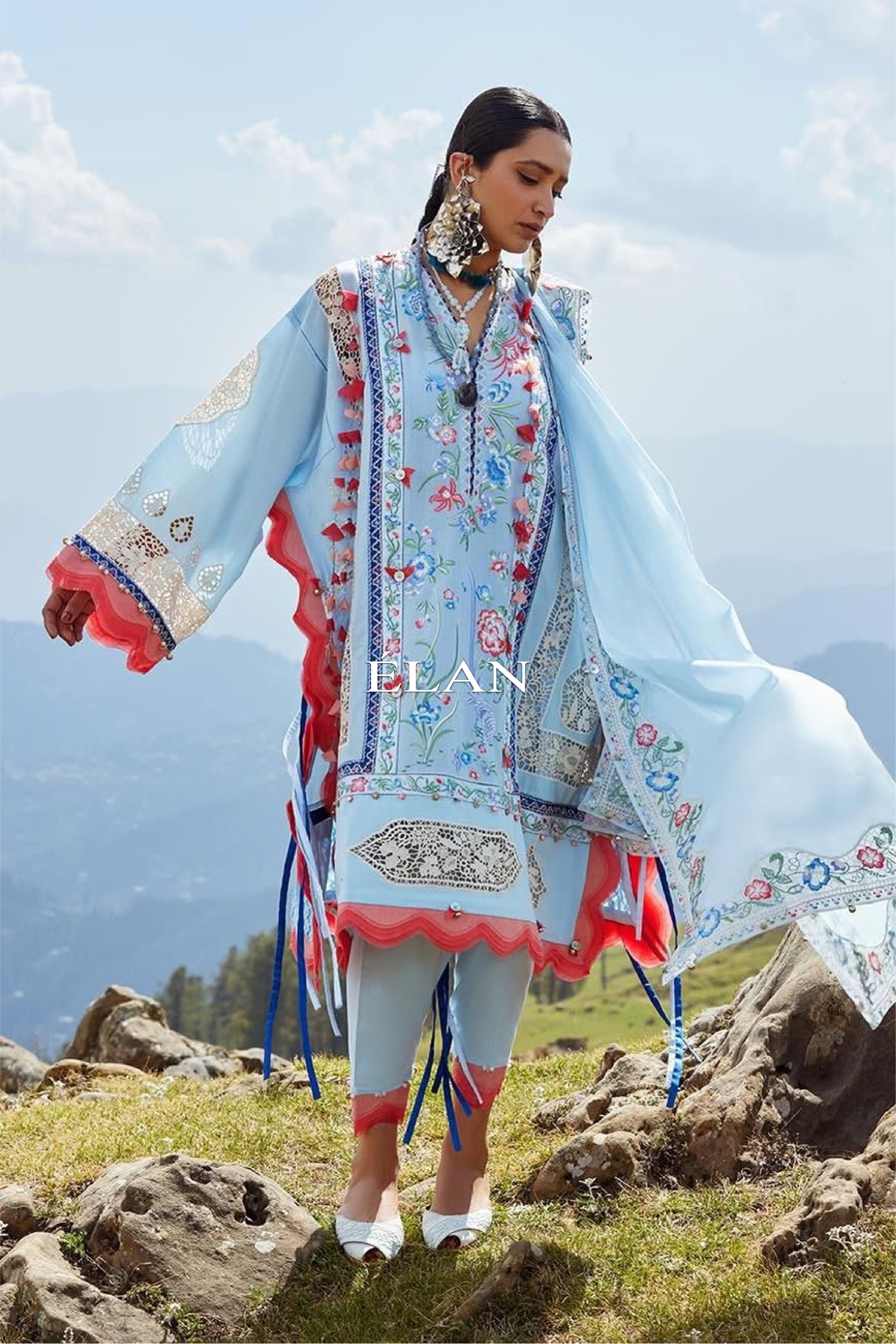 ELAN KASHMEE LAWN '26