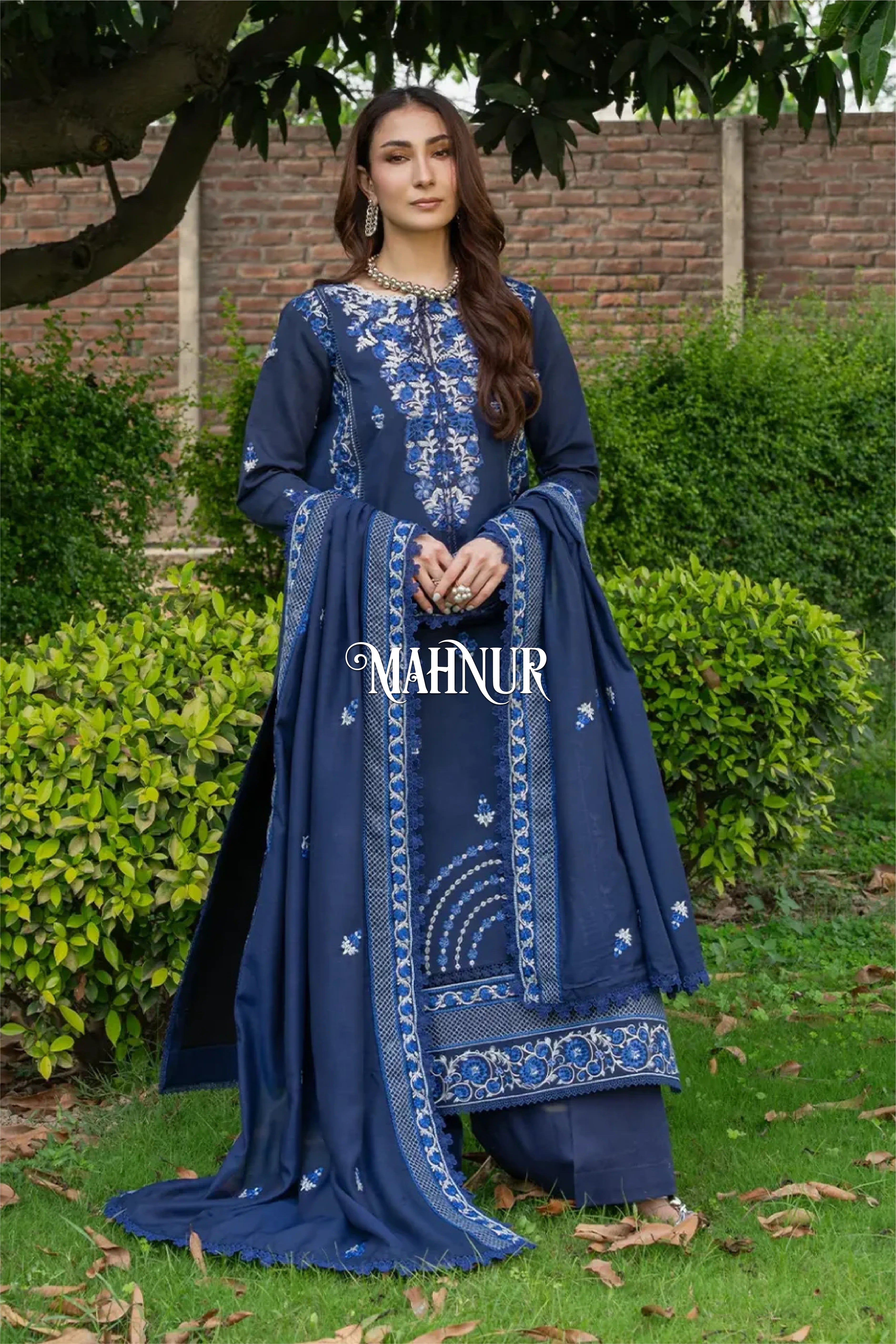 MAHNUR AMAYA LAWN '26