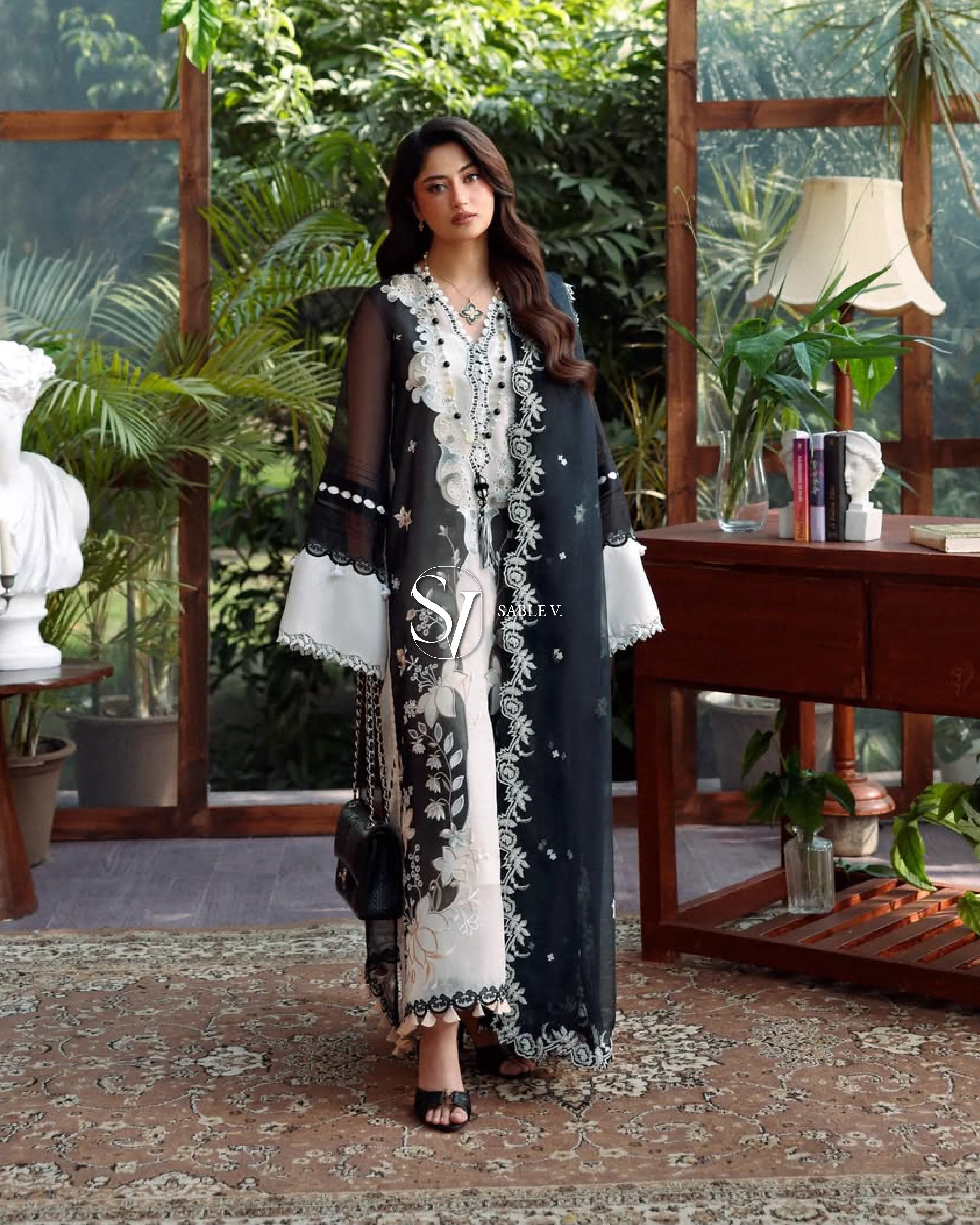 SABLE V. LUXURY FORMAL - 26