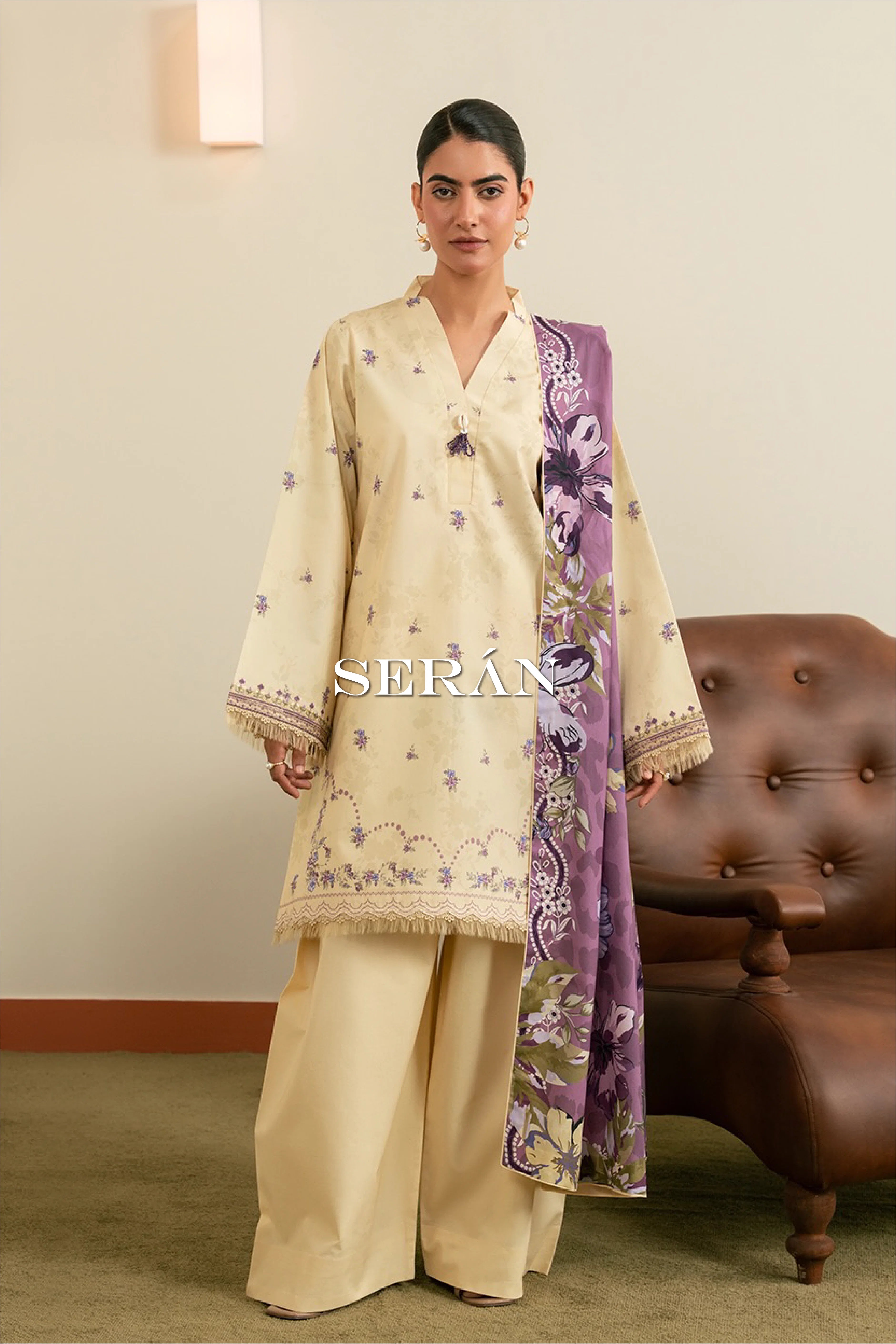 SERAN ESSENTIALS  26