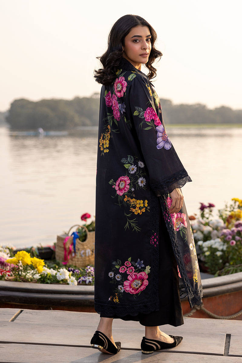 FARIDA HASAN MIDNIGHT BLOOM