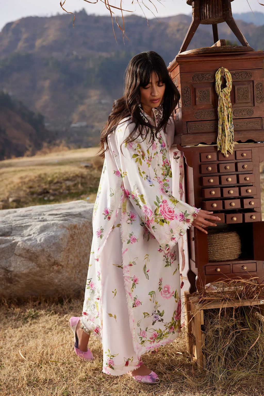 STITCHED BY CC ZAHA MEILI FESTIV LAWN ZL26-11 A 3PC