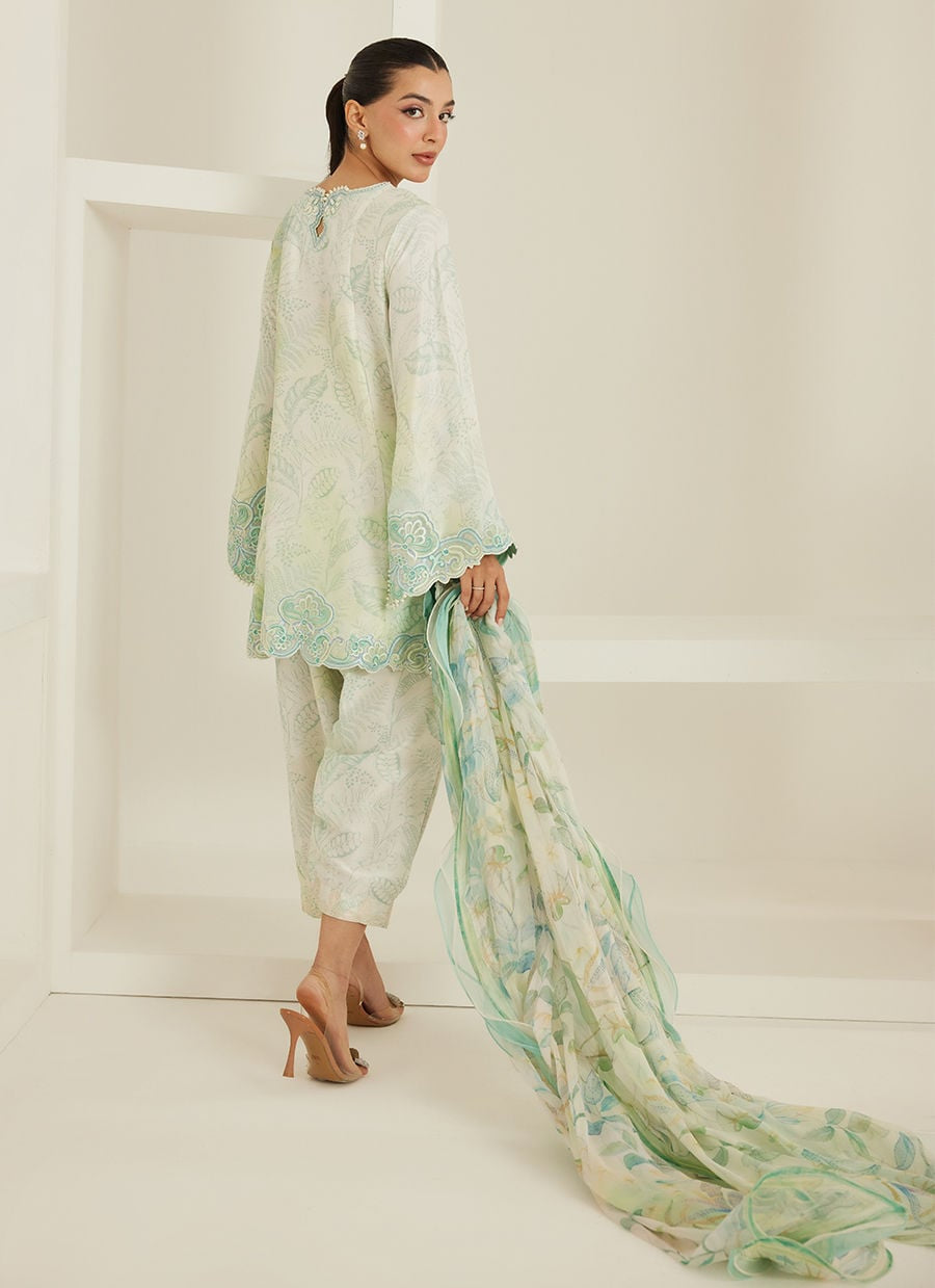 FARAH TALIB AZIZ JUNIE 3PC