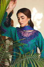 RAAYA ZINNIA AYKEZ