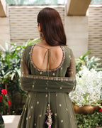 ROHEENAZ AANGAN MEHWAR