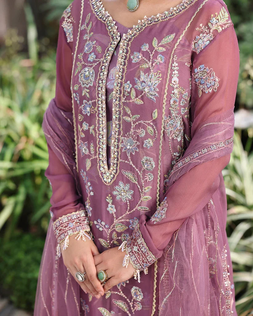 ROHEENAZ AANGAN  AROOJ