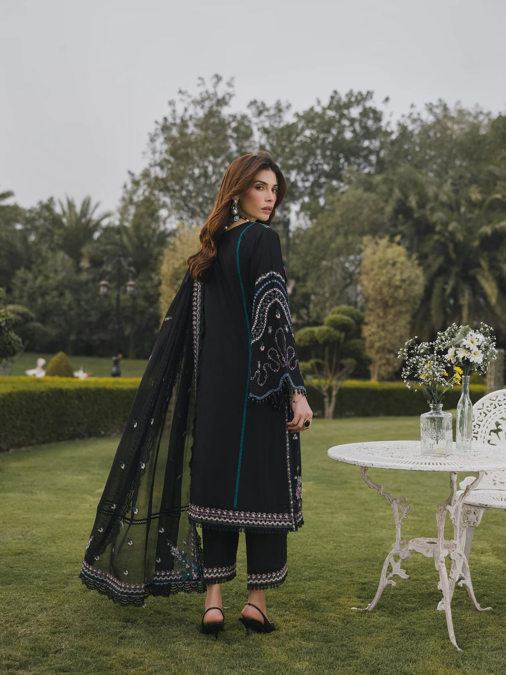 ESHAISHA LUXURY LAWN EA-LL-5570