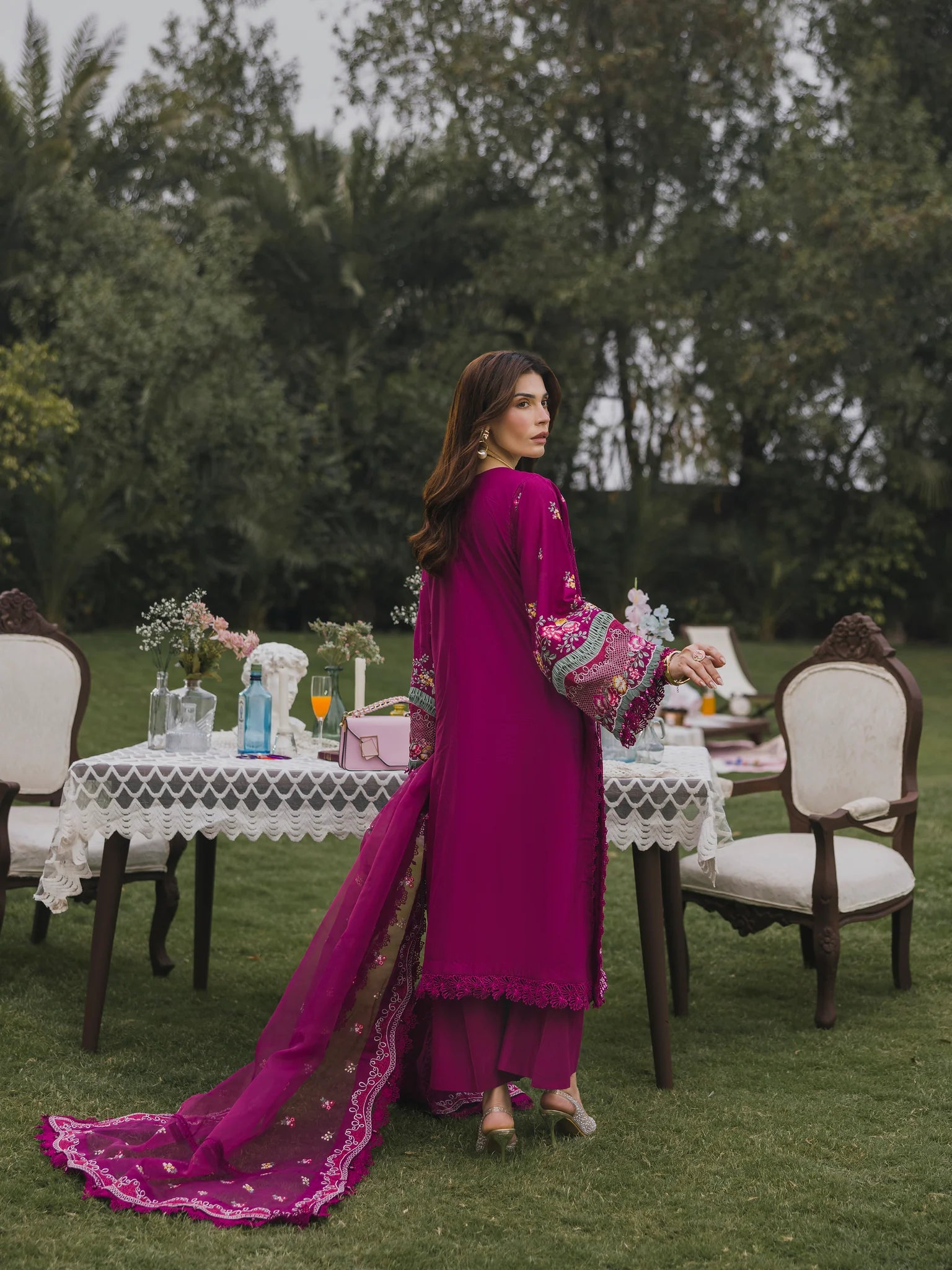 ESHAISHA LUXURY LAWN EA-LL-5572