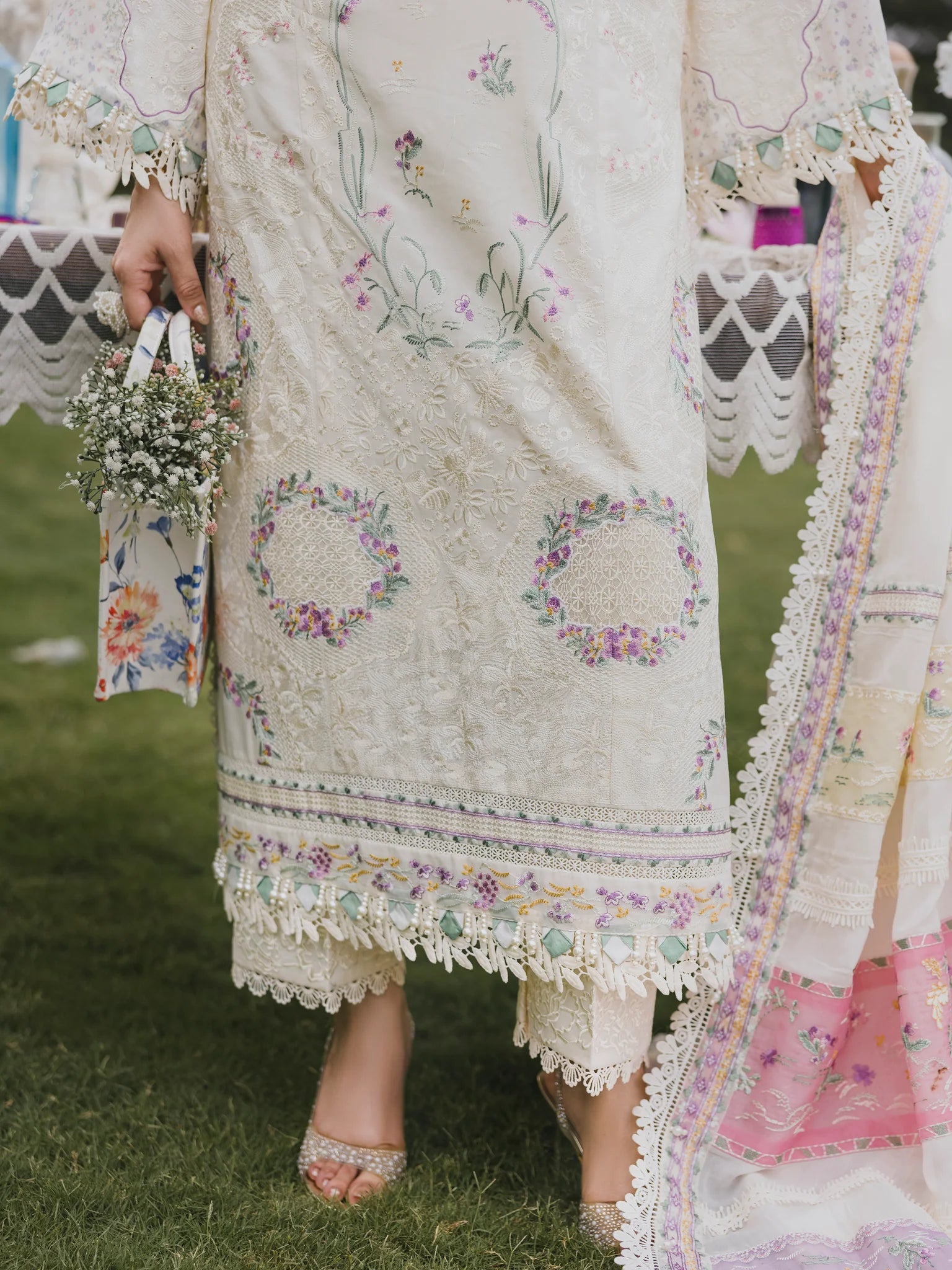 ESHAISHA LUXURY LAWN EA-LL-5574