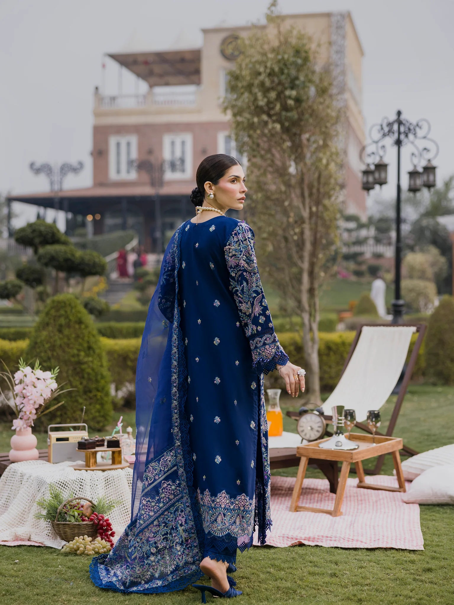 ESHAISHA LUXURY LAWN EA-LL-5575