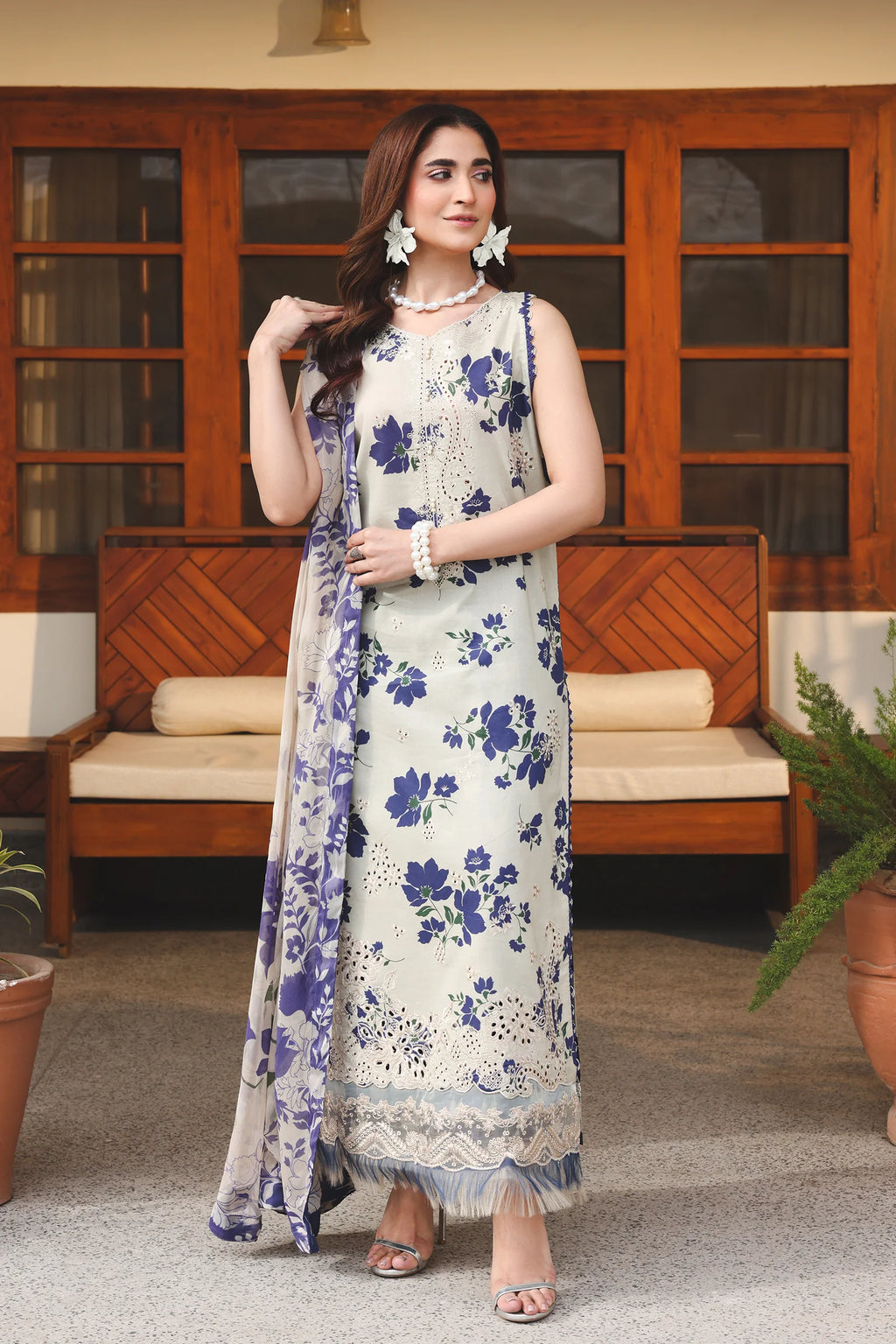 RAAYA ZINNIA DAISY