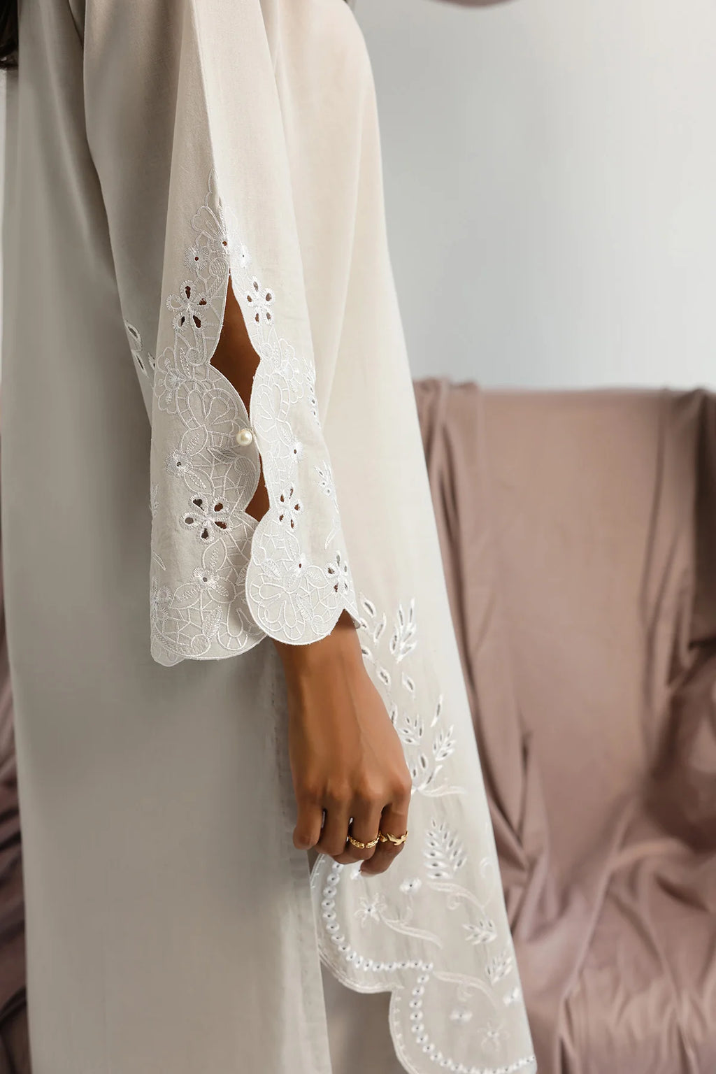 SAHAR SNOWDROP CHARM 2PC
