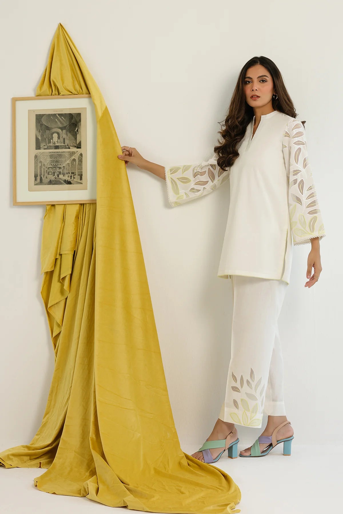 SAHAR PORCELAIN AURA 2PC