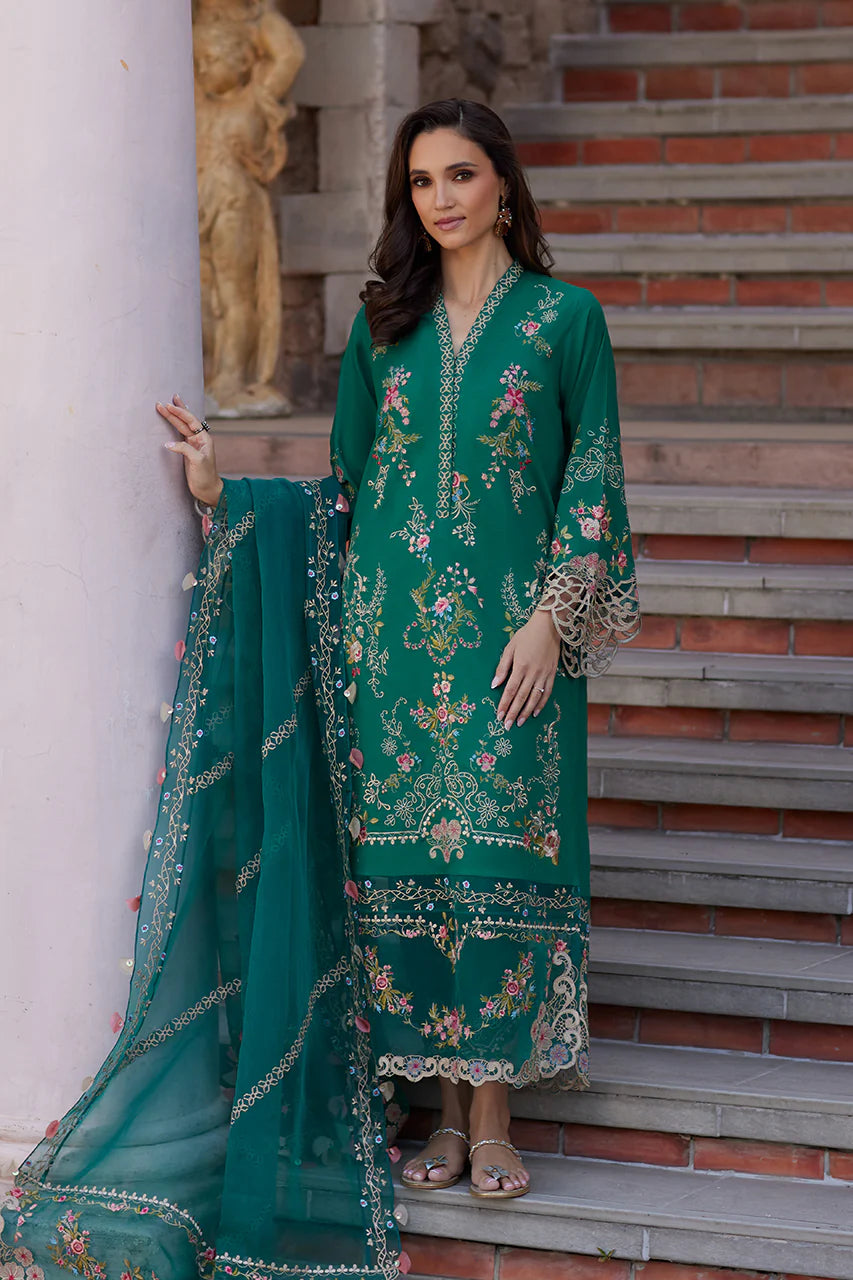 NUR BY NIDA AZWER LUSH HAVEN