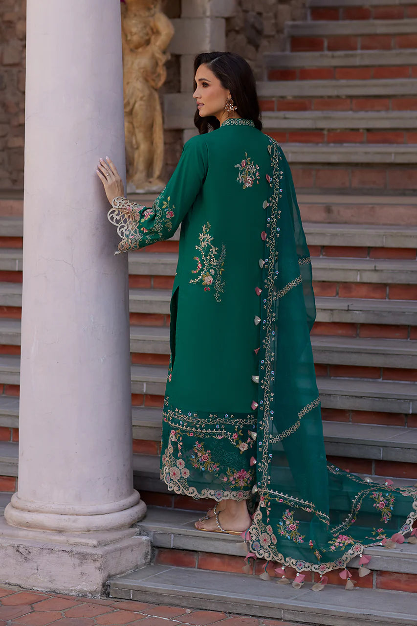 NUR BY NIDA AZWER LUSH HAVEN