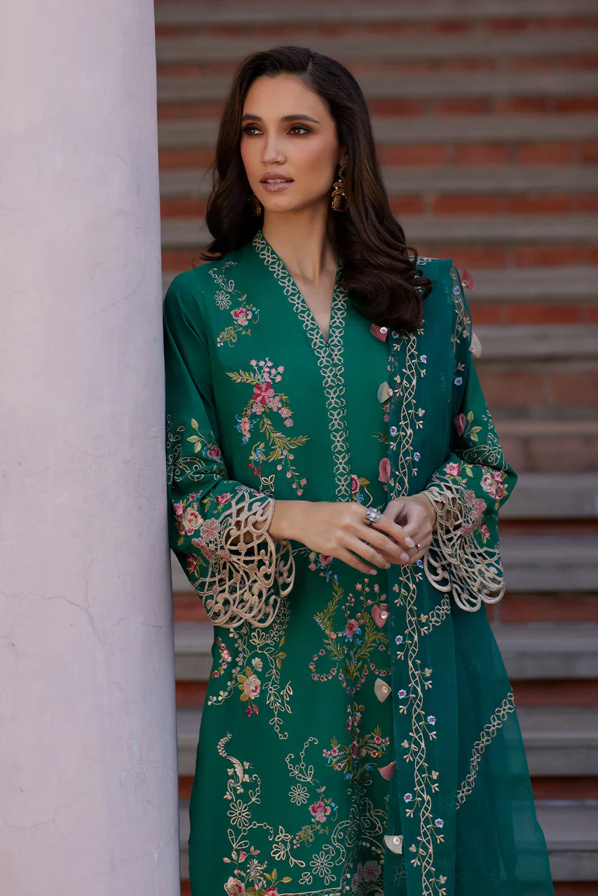 NUR BY NIDA AZWER LUSH HAVEN