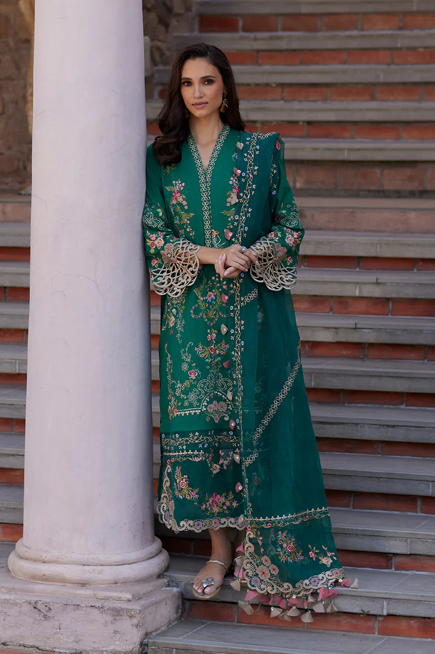 NUR BY NIDA AZWER LUSH HAVEN