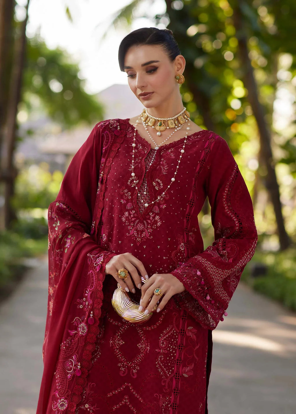KANWAL MALIK ARIYA LUXURY SAFA