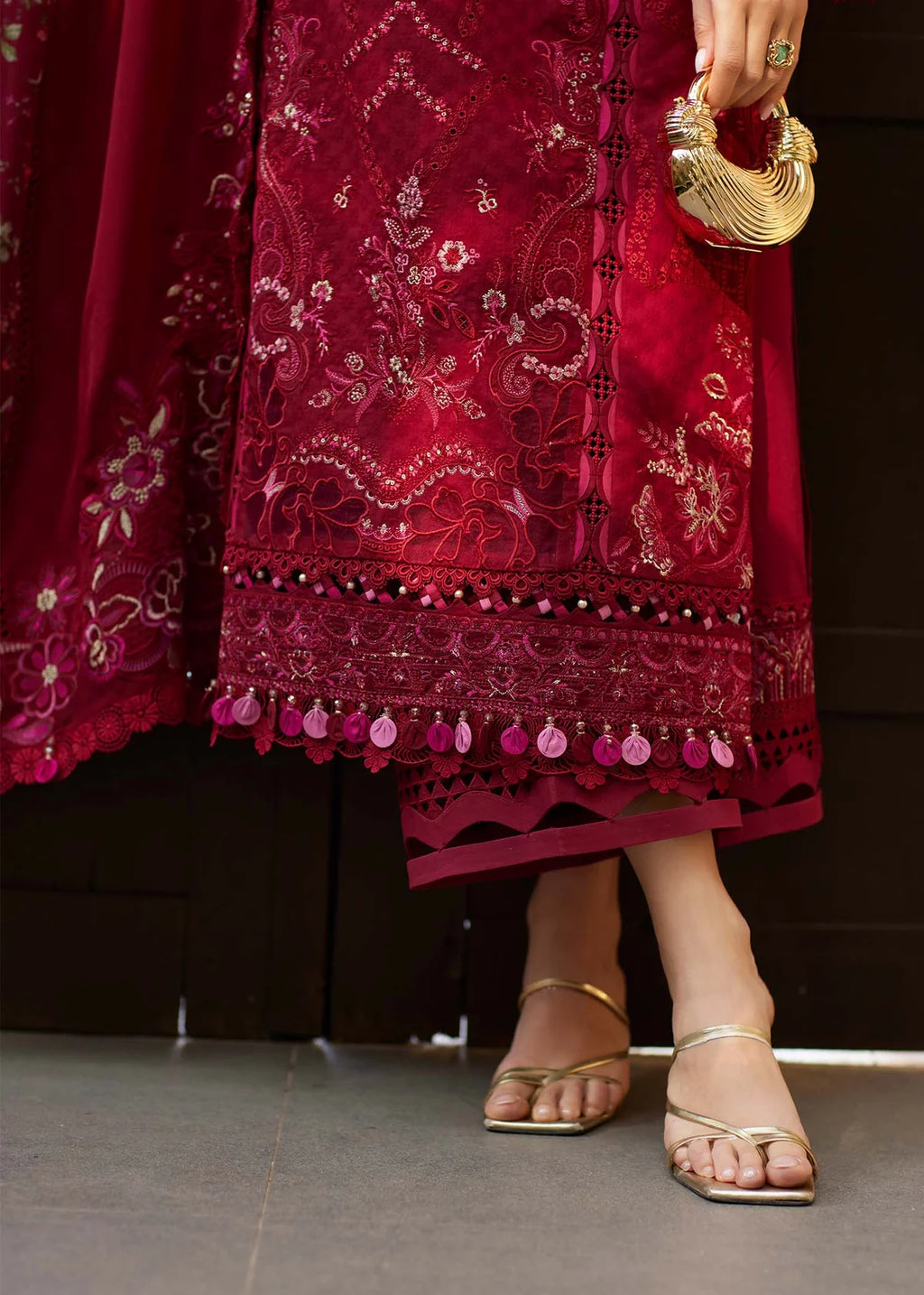 KANWAL MALIK ARIYA LUXURY SAFA