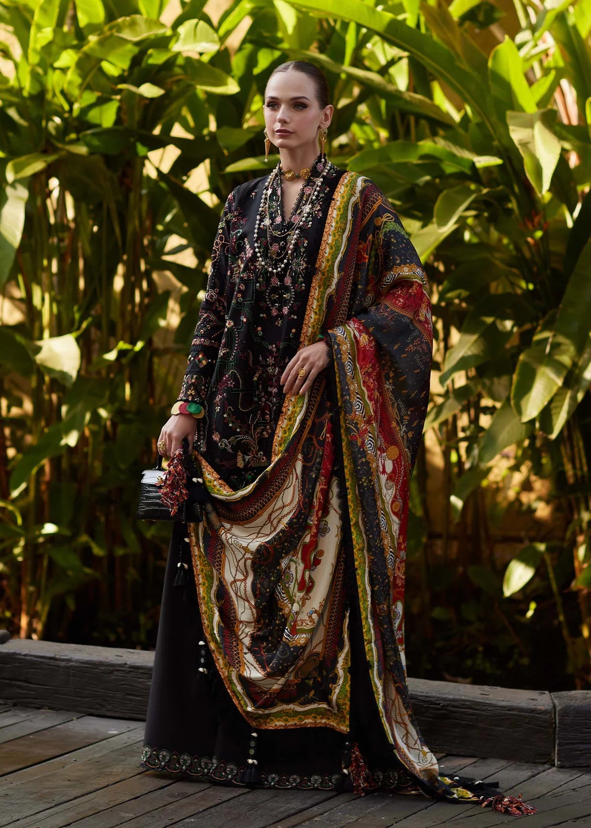 KANWAL MALIK ARIYA LUXURY ZARIA