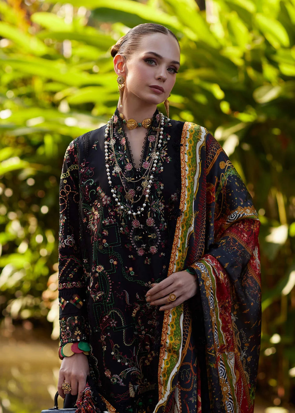 KANWAL MALIK ARIYA LUXURY ZARIA