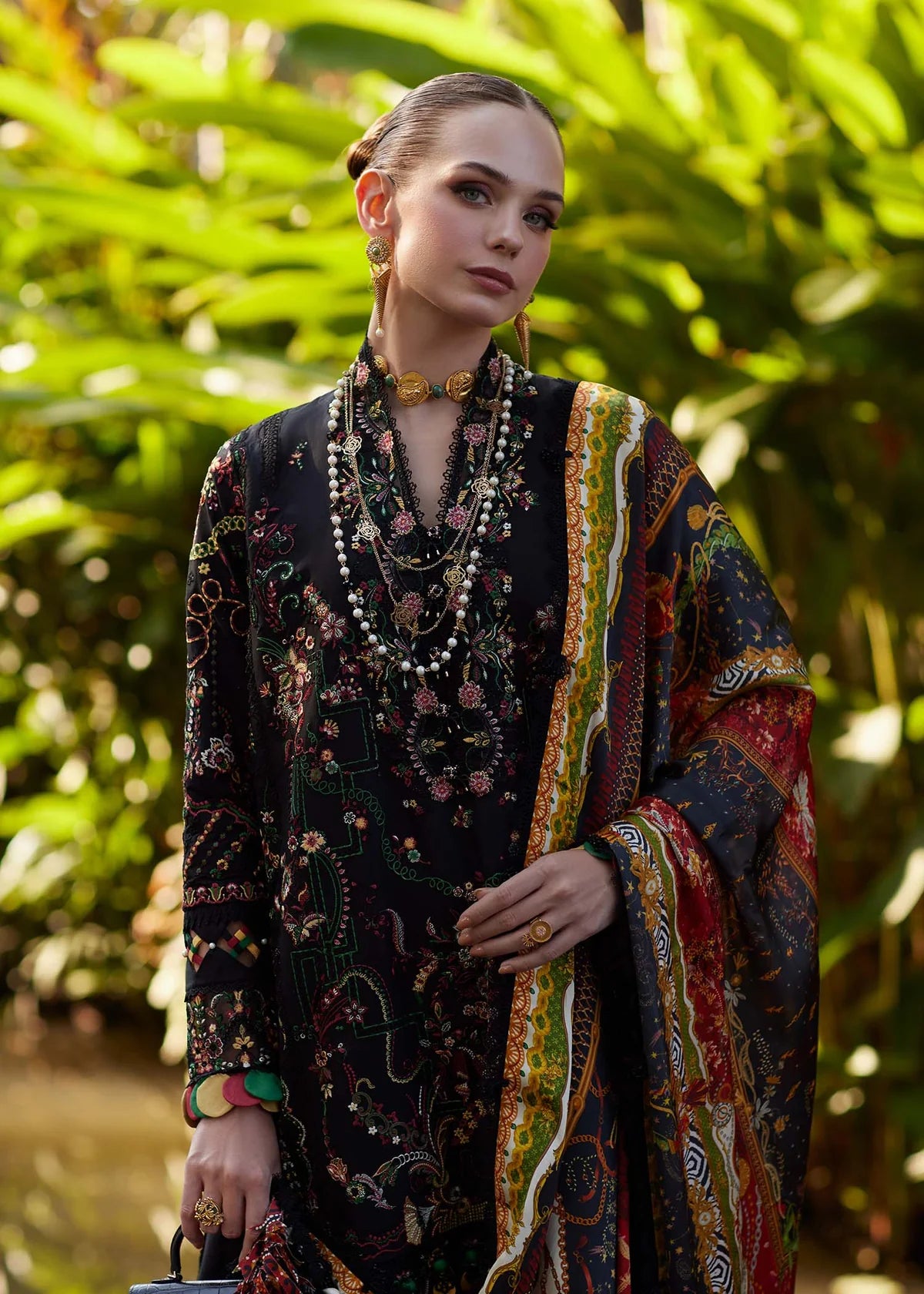 KANWAL MALIK ARIYA LUXURY ZARIA