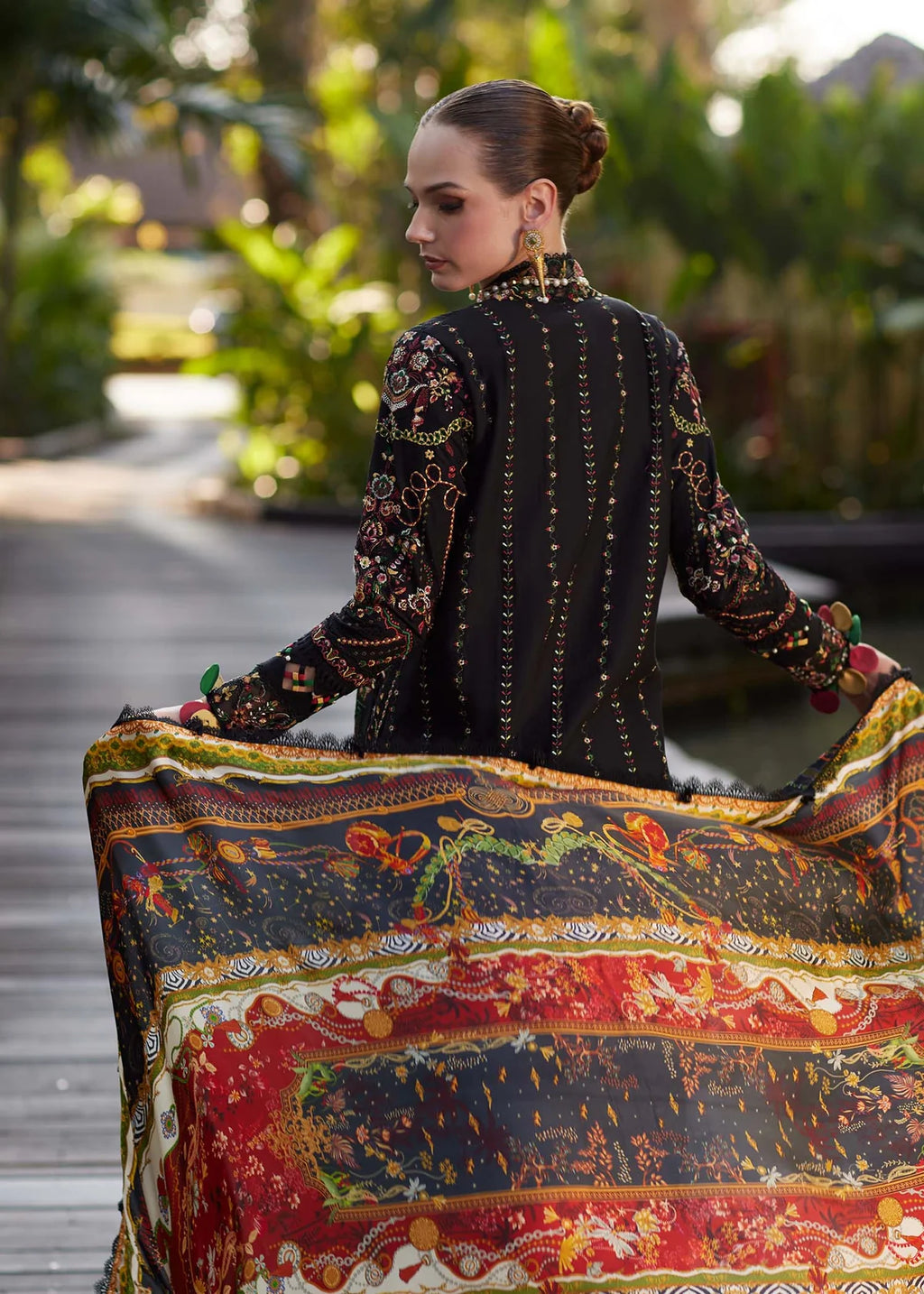 KANWAL MALIK ARIYA LUXURY ZARIA