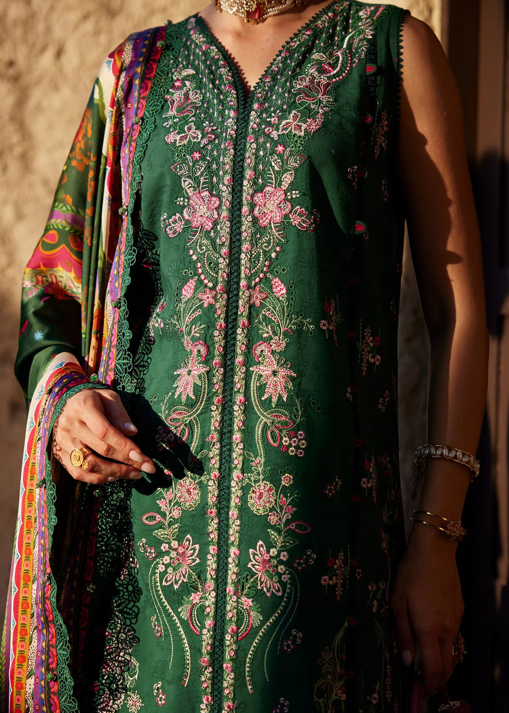 KANWAL MALIK ARIYA LUXURY SERENA
