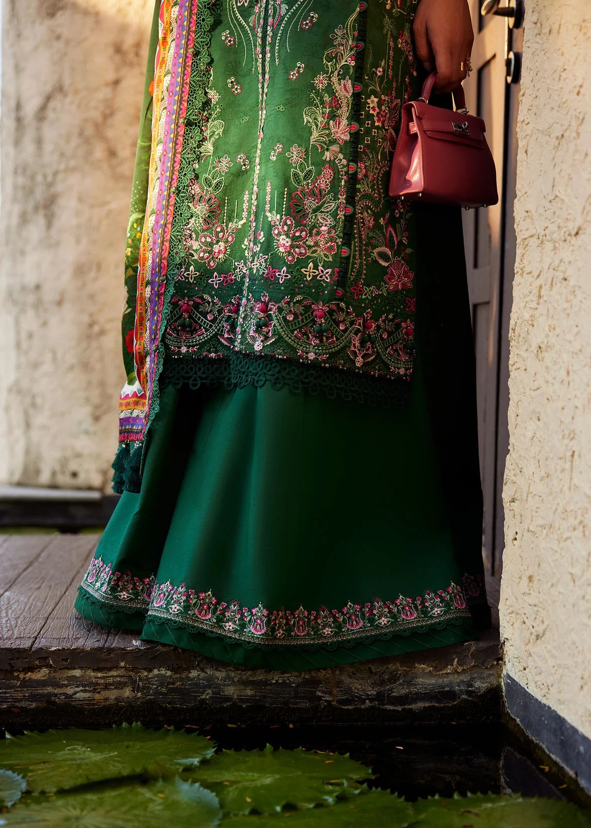KANWAL MALIK ARIYA LUXURY SERENA