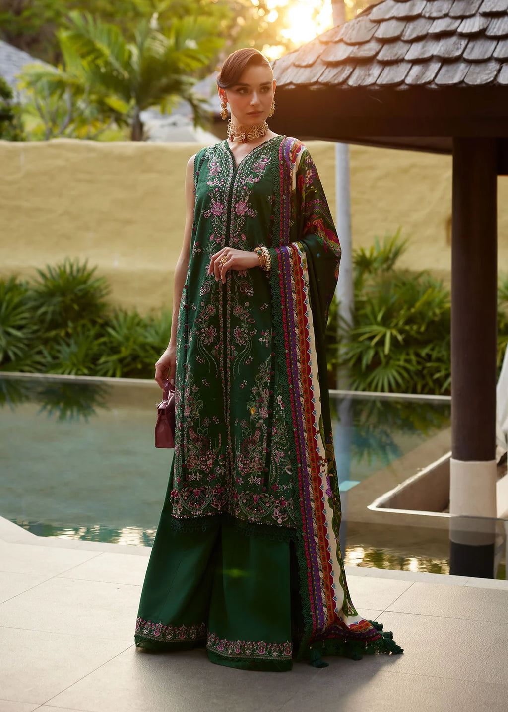 KANWAL MALIK ARIYA LUXURY SERENA