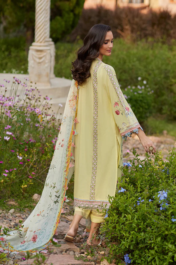 NUR BY NIDA AZWER MEADOW STROLL