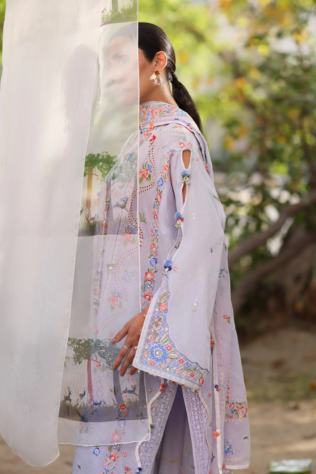 STITCHED BY CC ZAHA WILDFLOWER FESTIVE LAWN ZF26-11 3PC