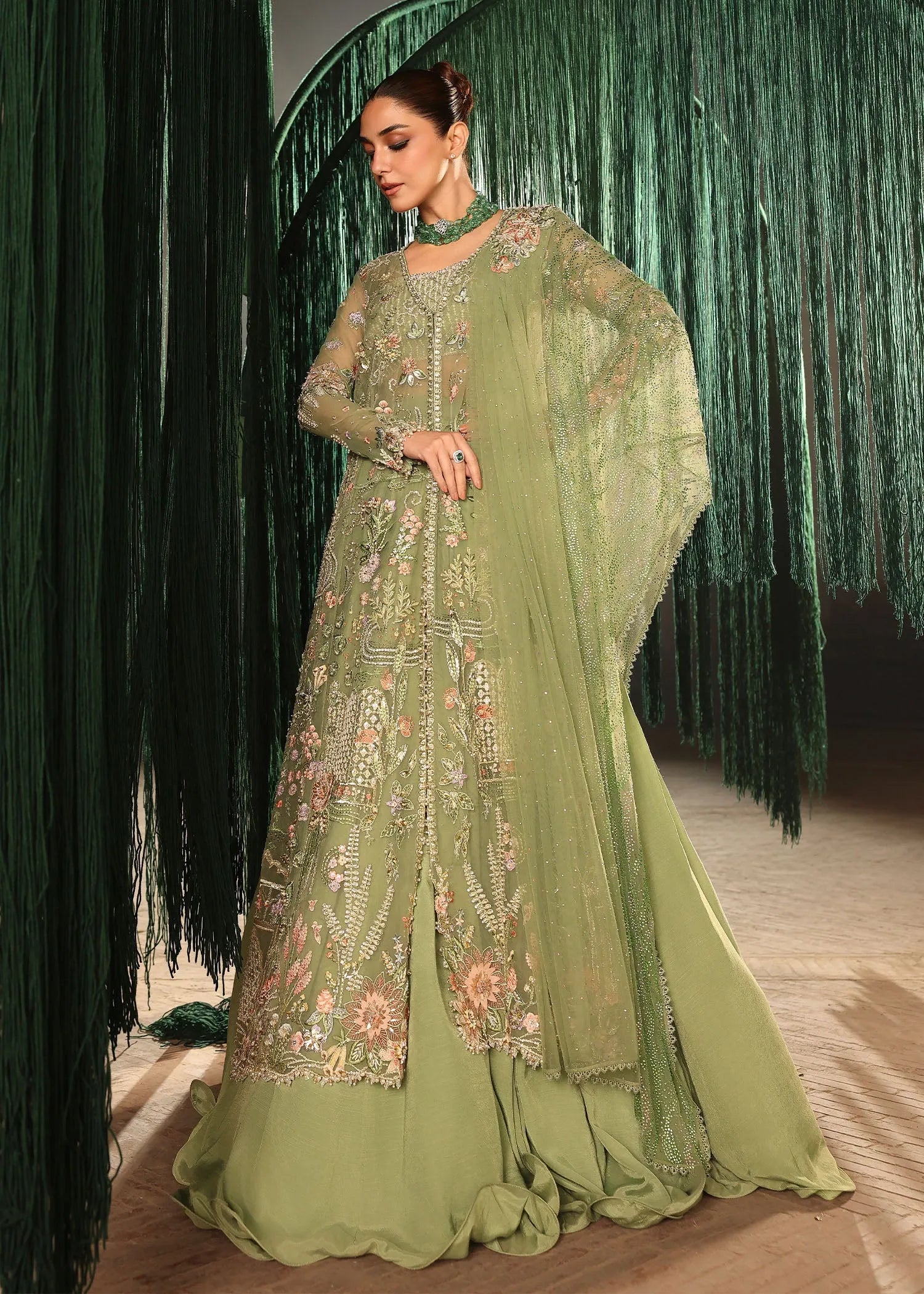 CRIMSON WEDDING D-05