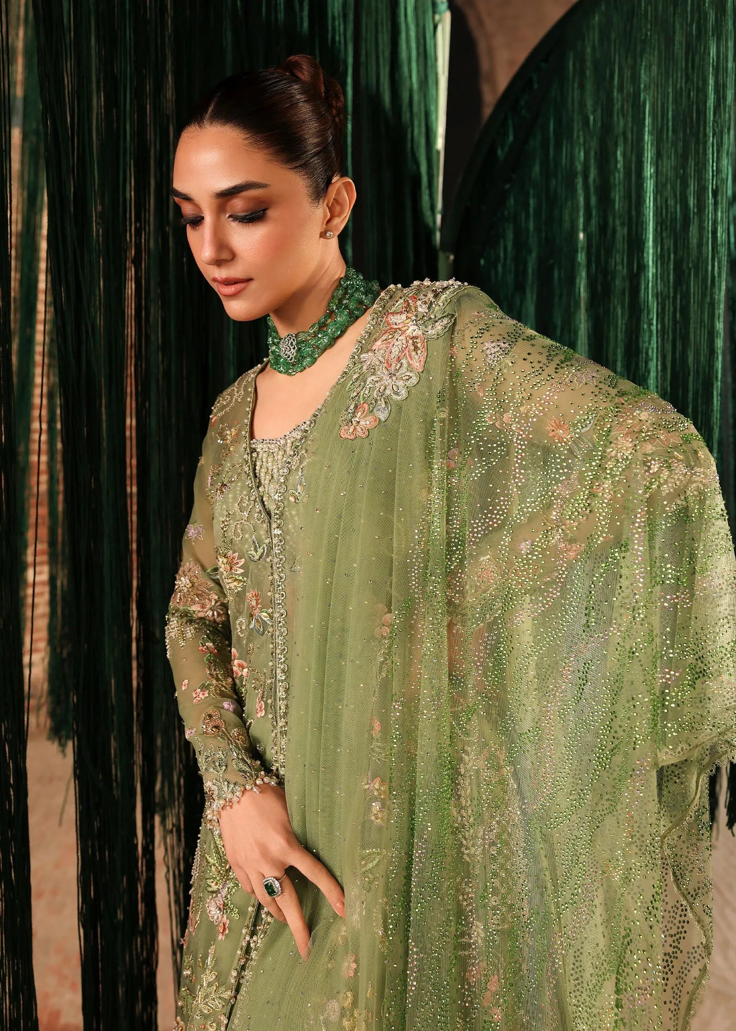 CRIMSON WEDDING D-05