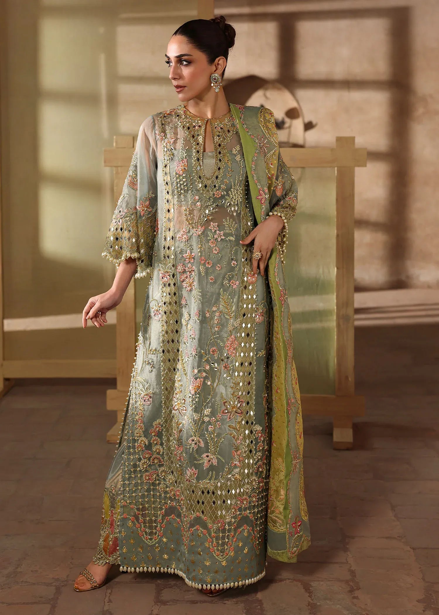 CRIMSON WEDDING D-06