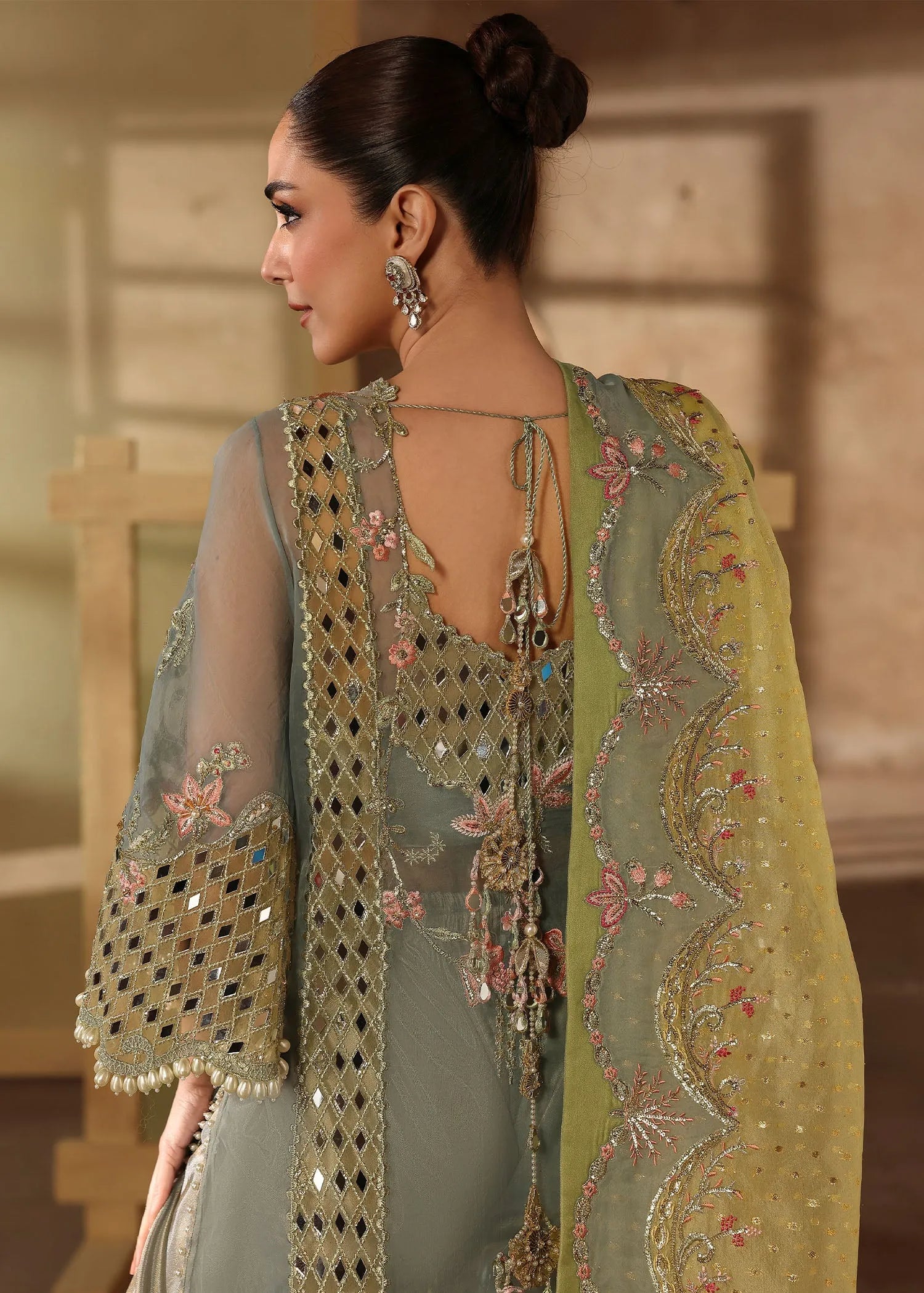 CRIMSON WEDDING D-06