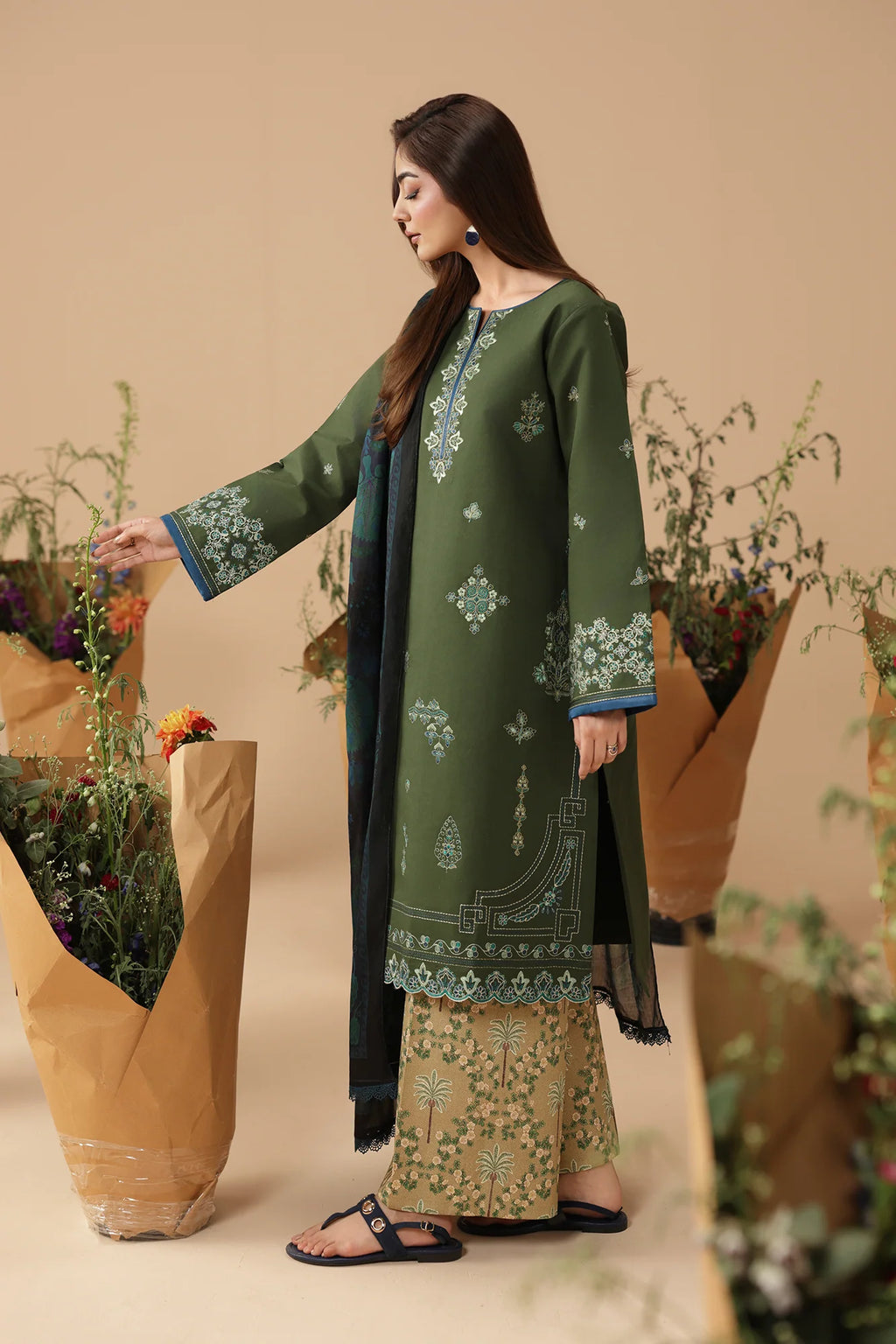 JAHAAN EMB LAWN SIGNATURE EDIT D-07