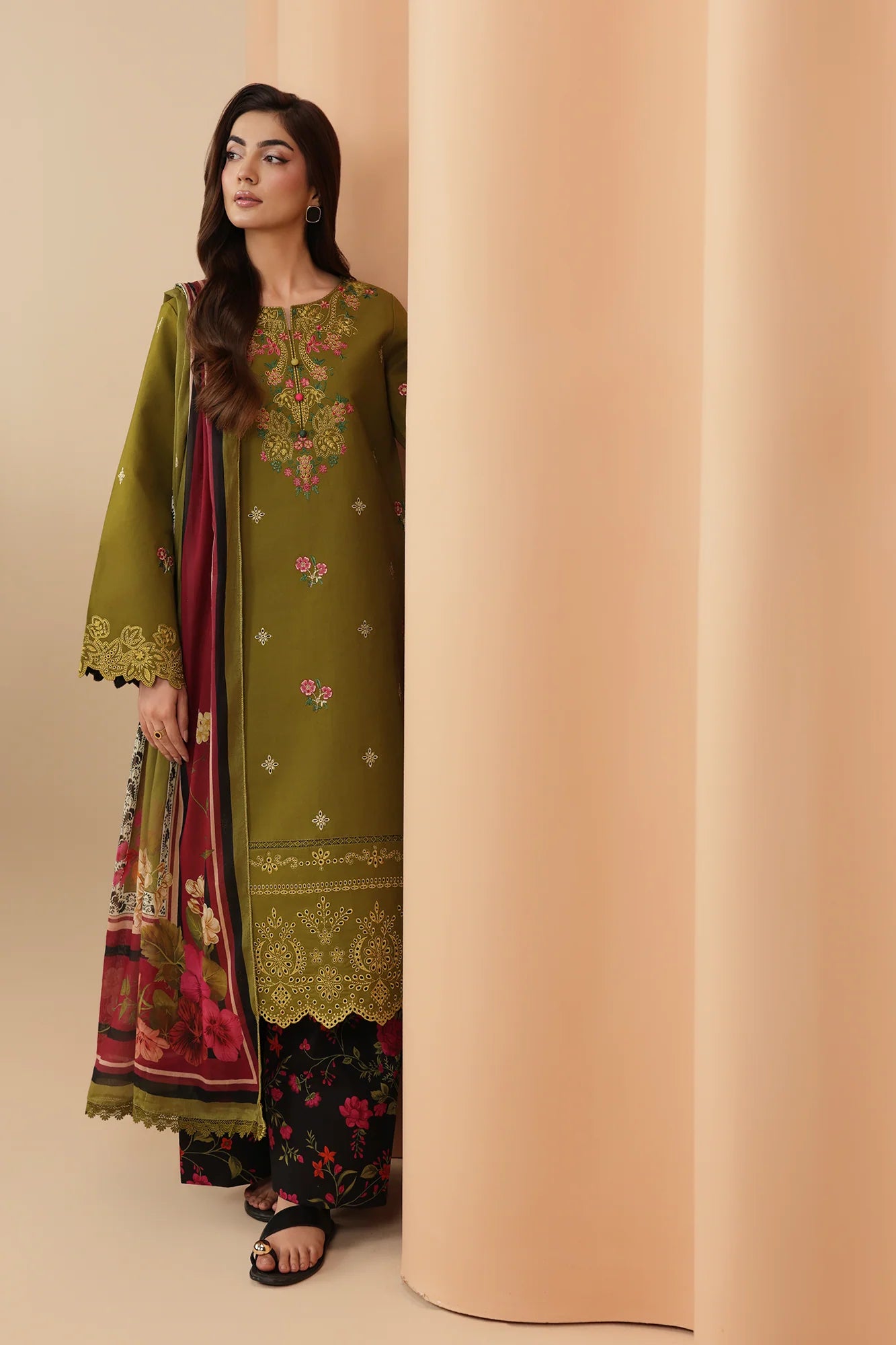 JAHAAN EMB LAWN SIGNATURE EDIT D-10