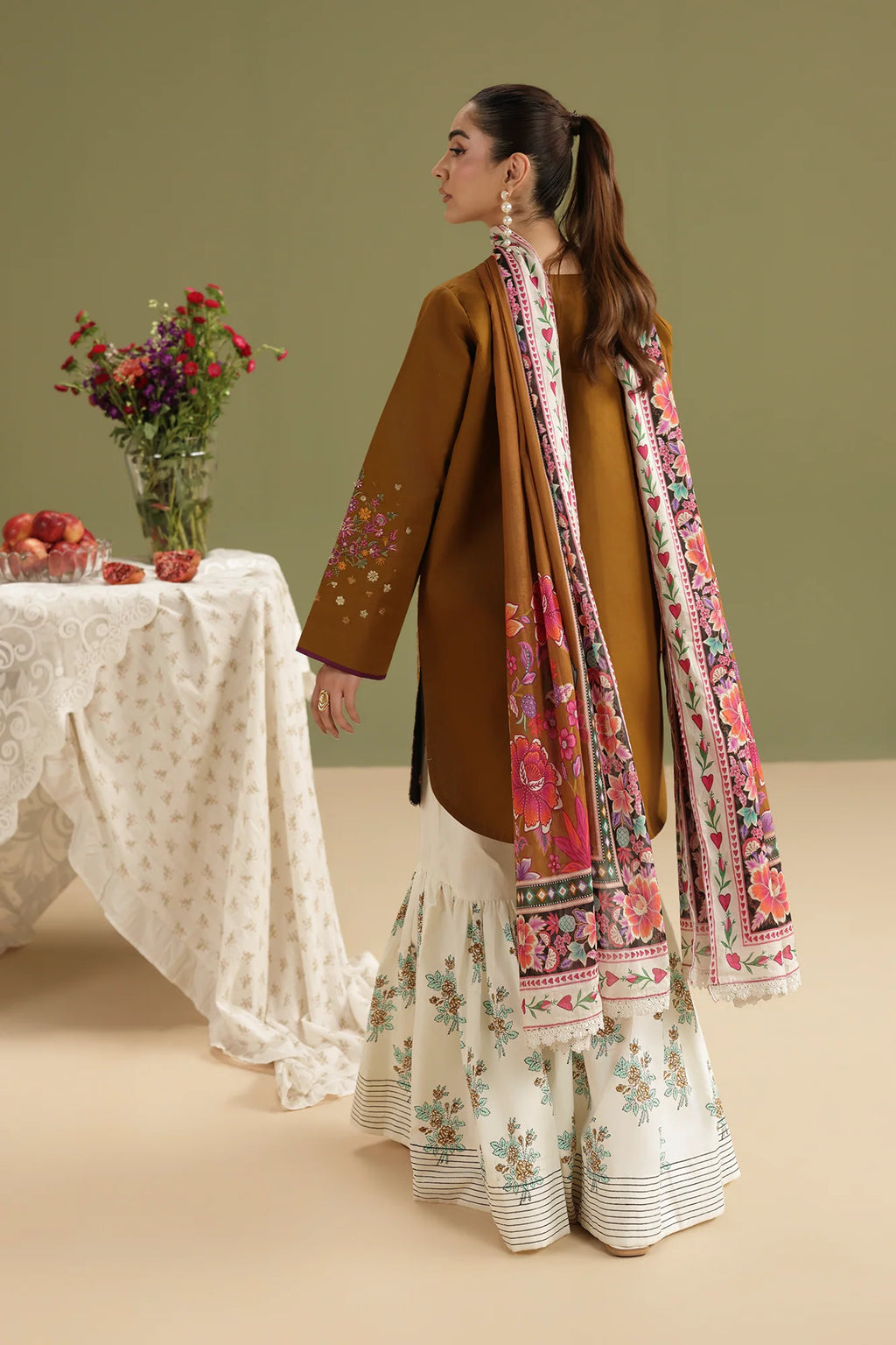 JAHAAN EMB LAWN SIGNATURE EDIT D-01