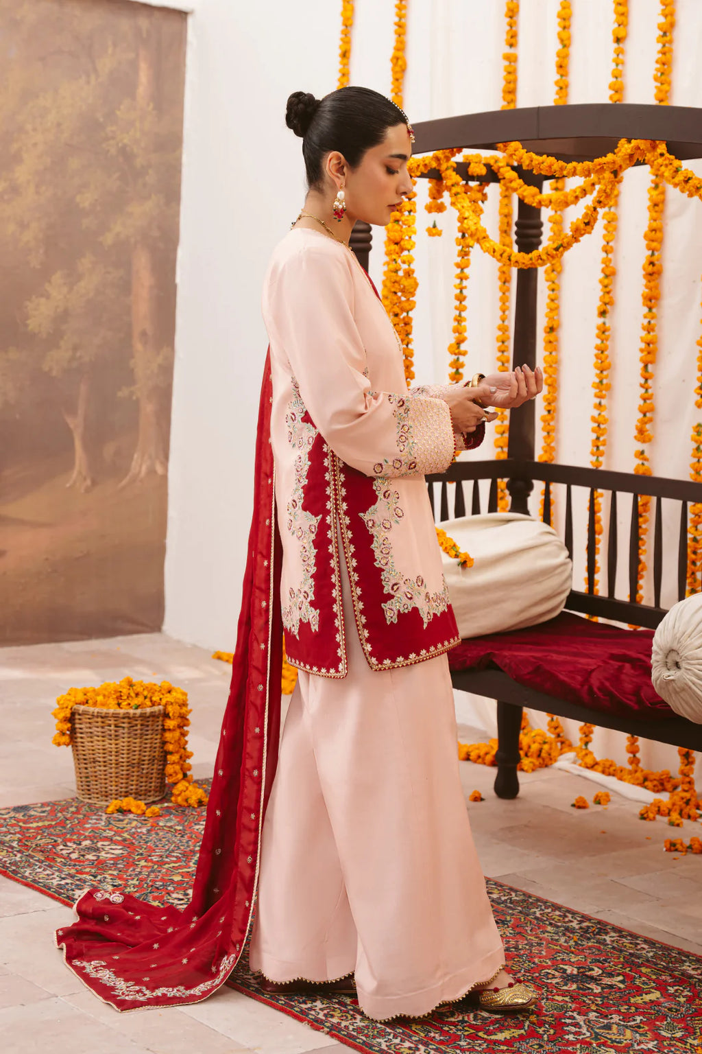 MANNAT NAVROZ 3PC