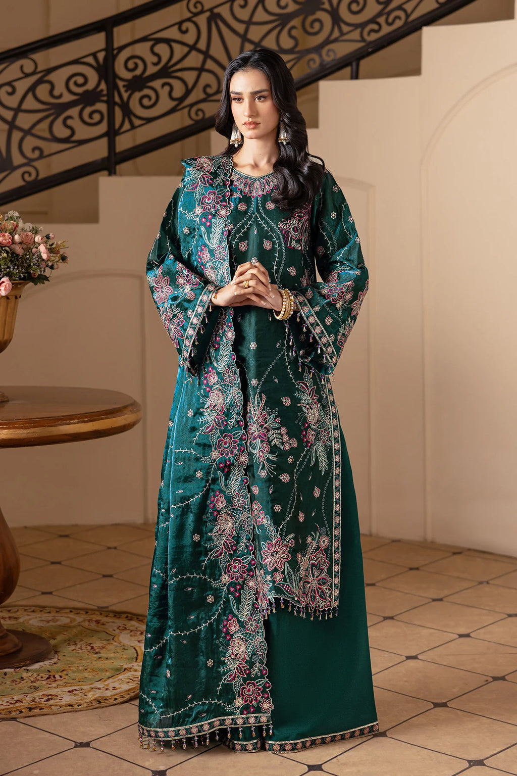 ALIZEH AAINA REFLECTION OF ELEGANCE ELIF