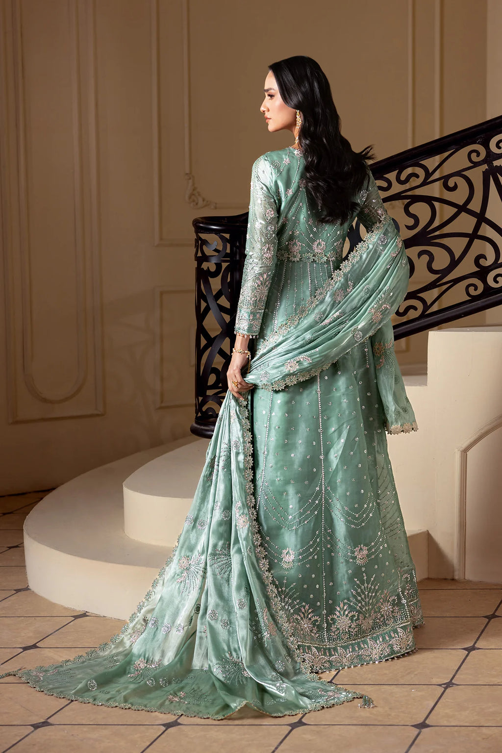 ALIZEH AAINA REFLECTION OF ELEGANCE AIDAH