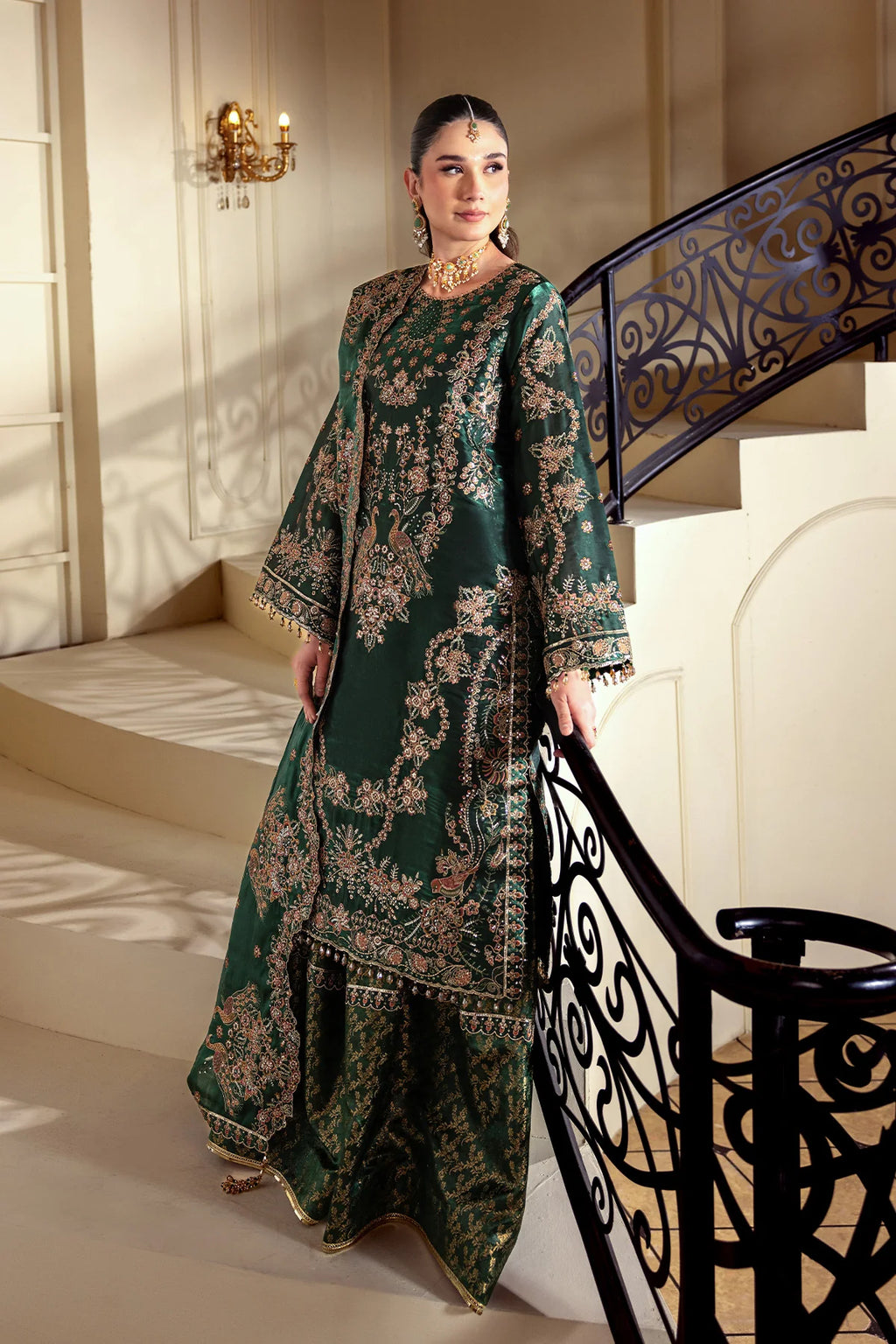 ALIZEH AAINA REFLECTION OF ELEGANCE GOTA