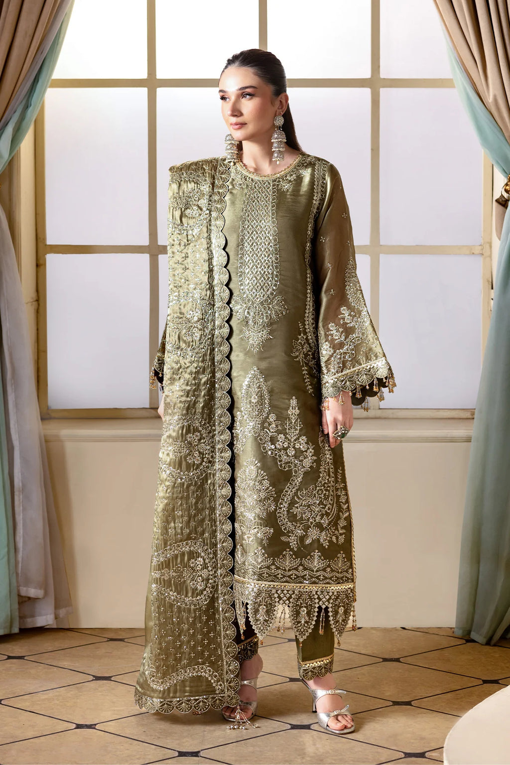 ALIZEH AAINA REFLECTION OF ELEGANCE HOORAB