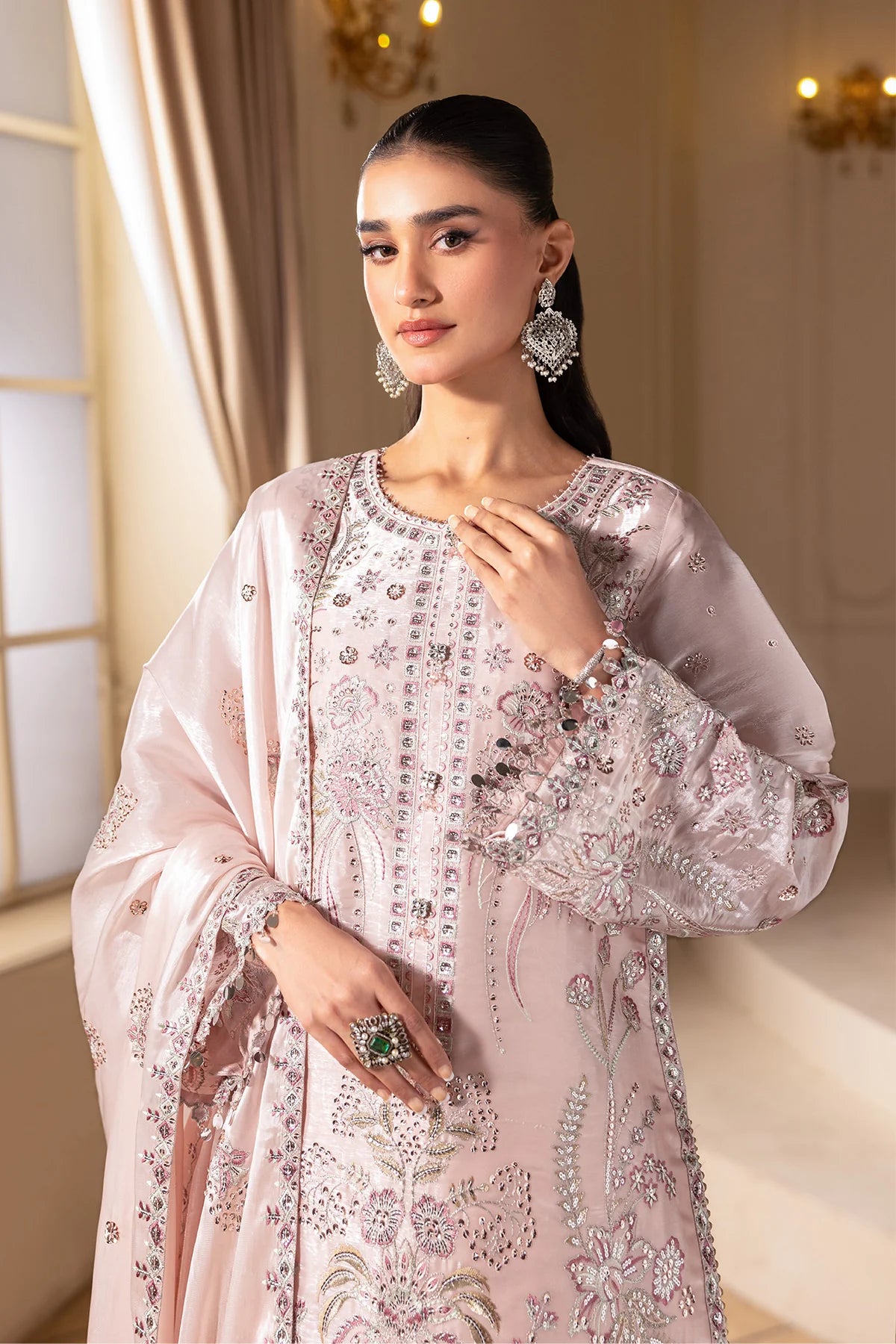 ALIZEH AAINA REFLECTION OF ELEGANCE IRHA