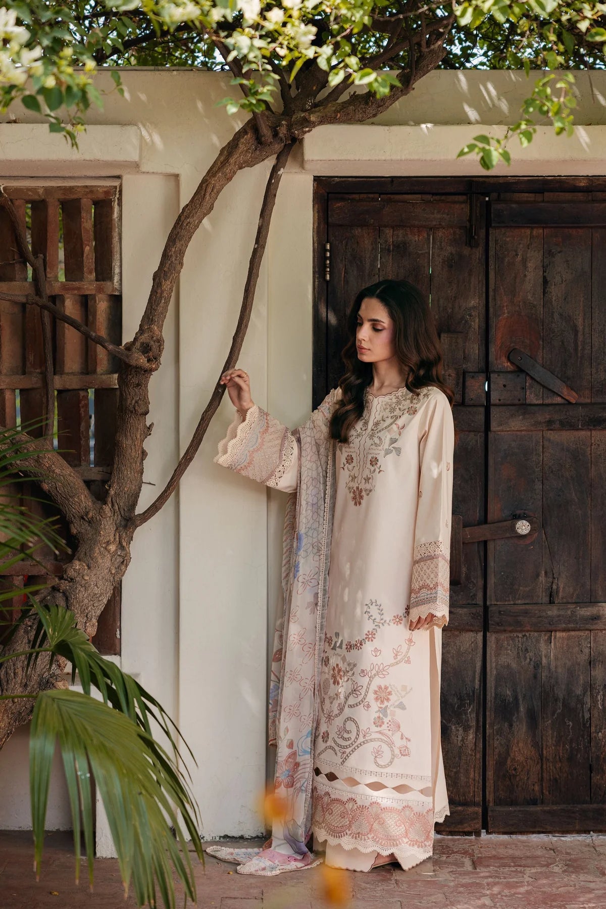 STITCHED BY CC FLORENT ZYNC FESTIVE LAWN FZ-5A 3PC