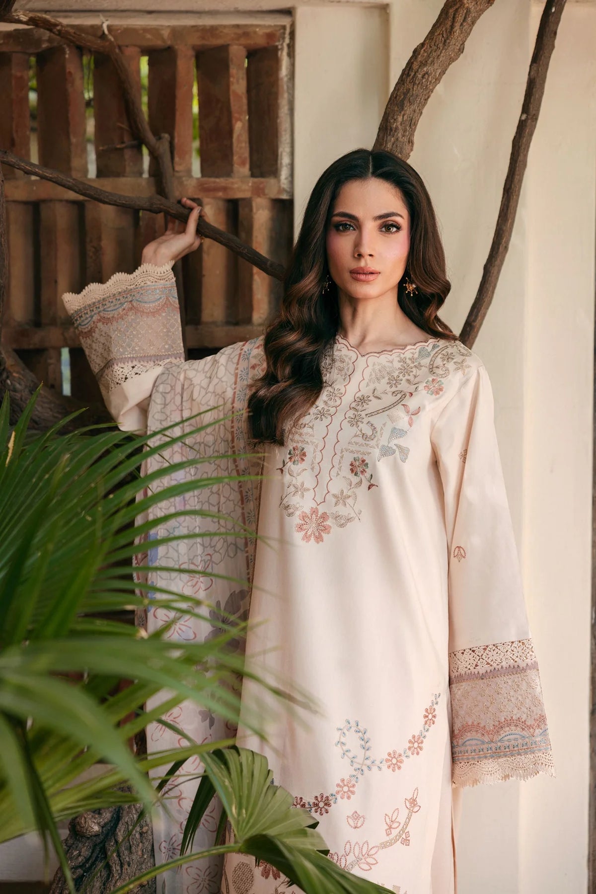 STITCHED BY CC FLORENT ZYNC FESTIVE LAWN FZ-5A 3PC