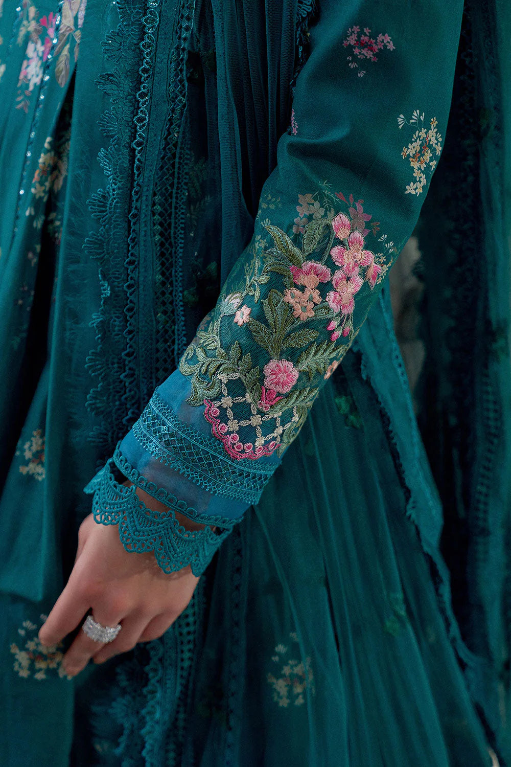 SOBIA NAZIR LUXURY LAWN D-10B