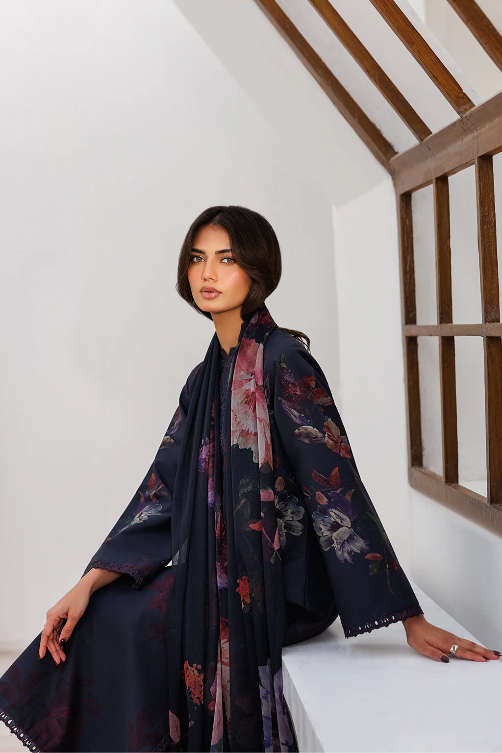 IZNIK EXCLUSIVE LAWN UE-645
